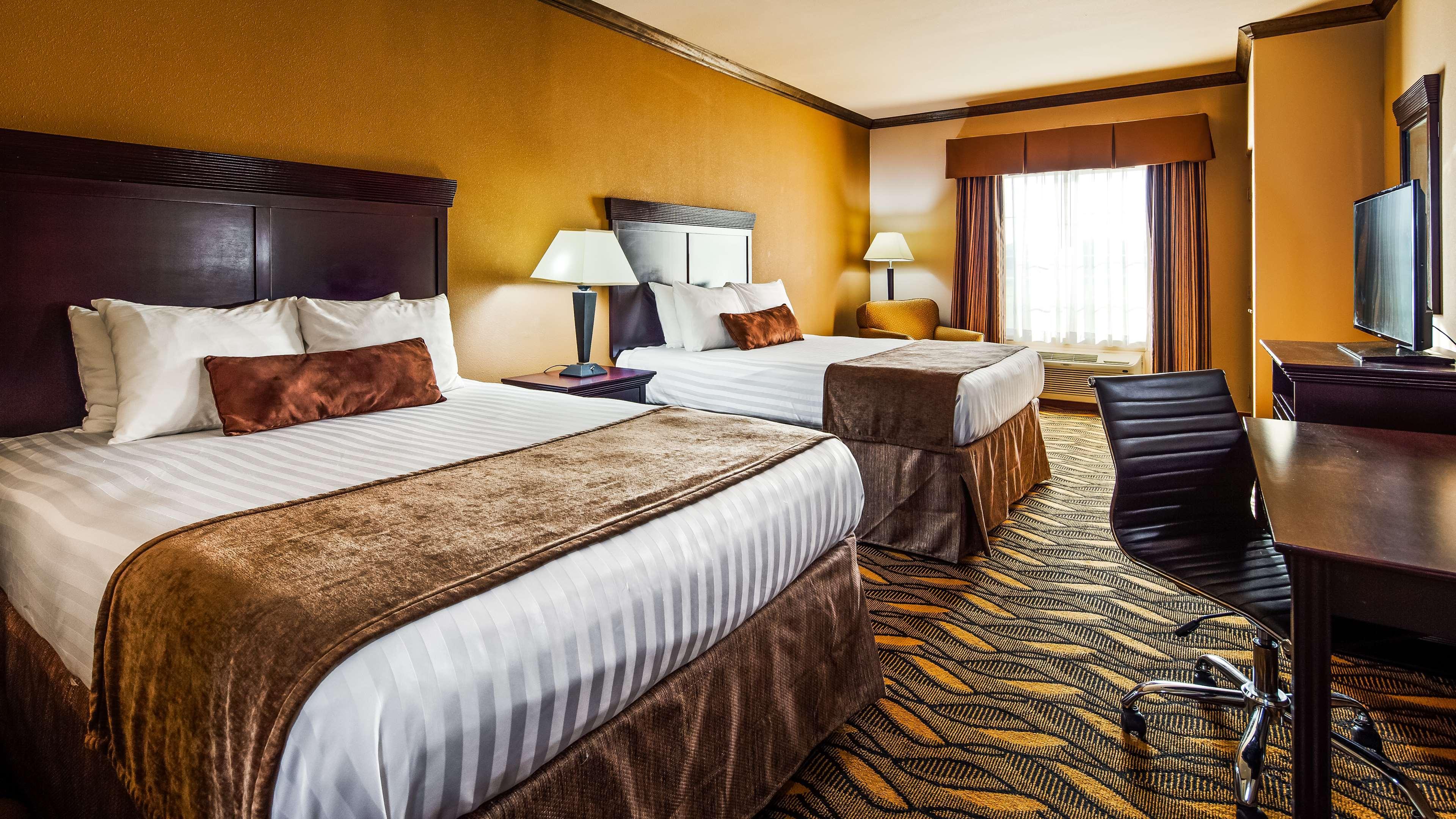 Best Western Red River Inn & Suites Такървил Екстериор снимка