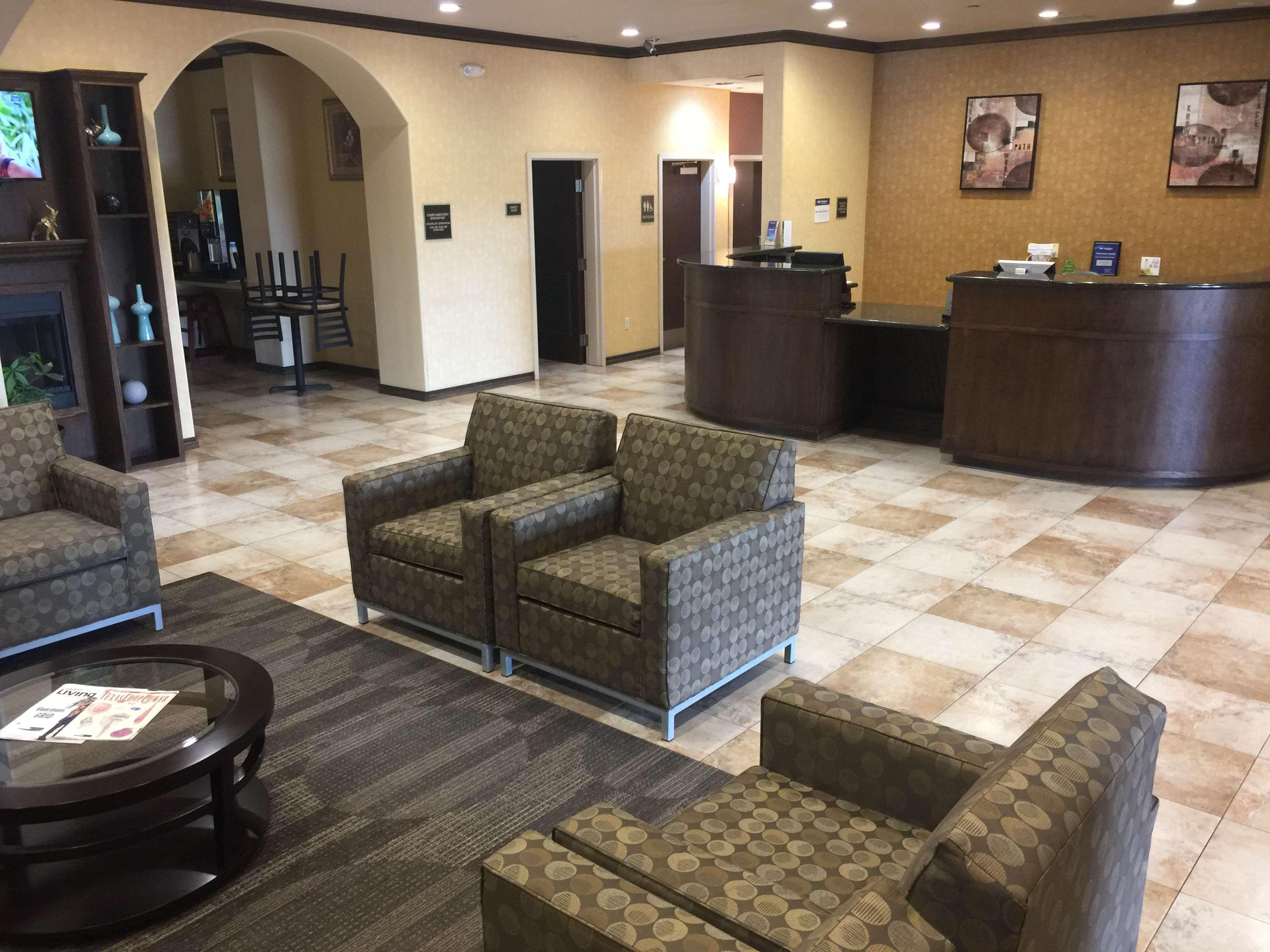 Best Western Red River Inn & Suites Такървил Екстериор снимка